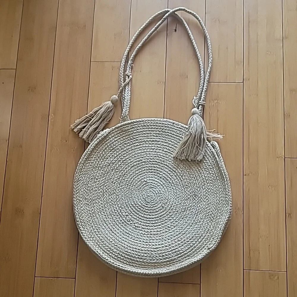 Natural Straw Fabric Round Braided Tassle Boho Purse SZ M